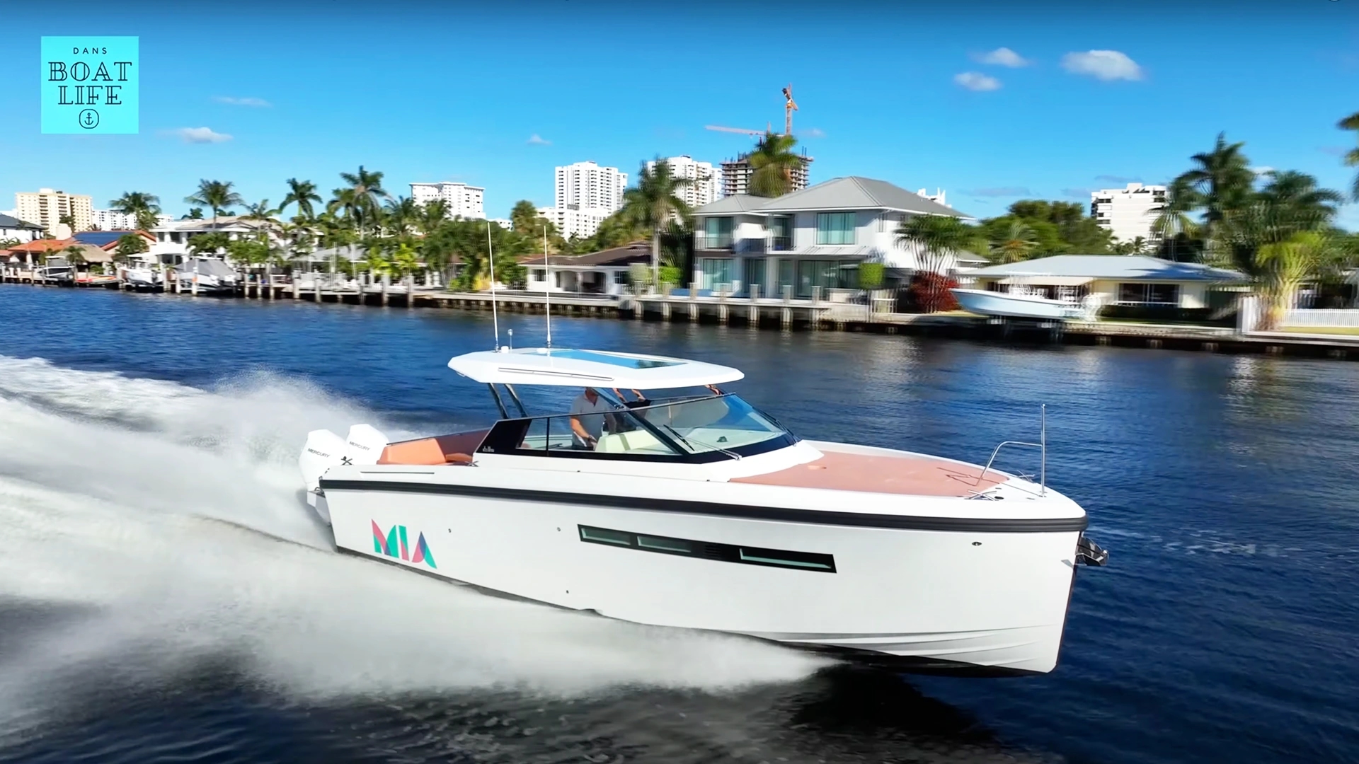 Tested in waves - Delta 33 Open T-Top with Twin V10 Mercury Outboards