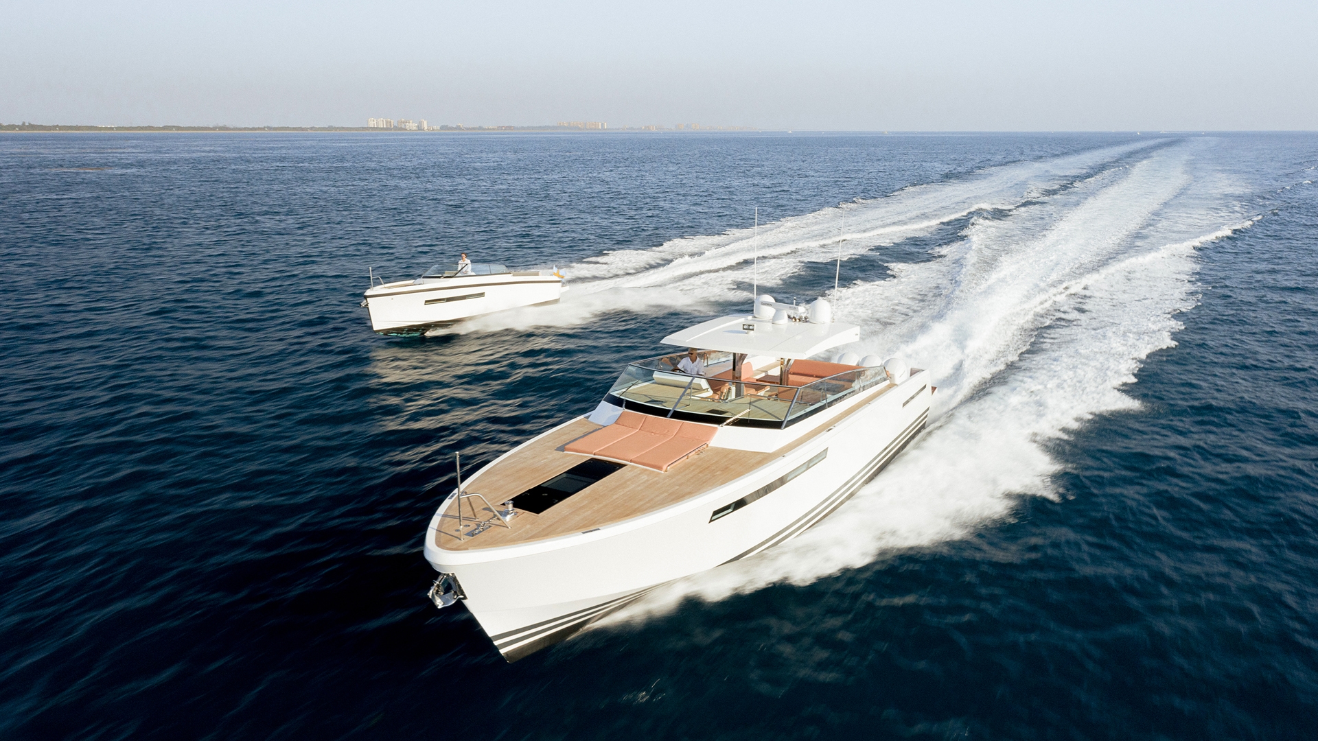 Delta Powerboats 60 Open Full Carbon and Delta 33 Open